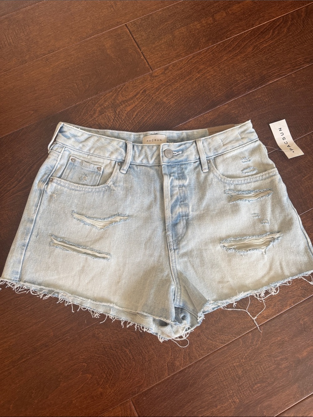 PacSun distressed festival short. High-rise waist.